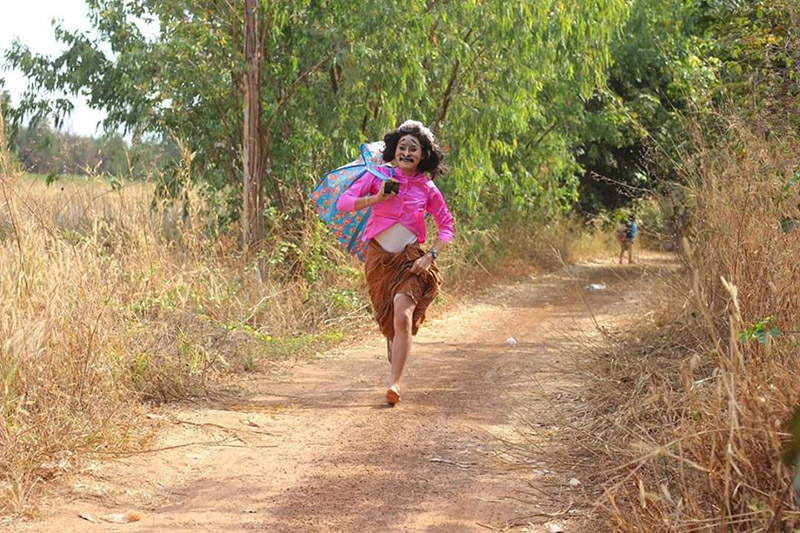 ครูแต่งผีหลอกนักเรียน