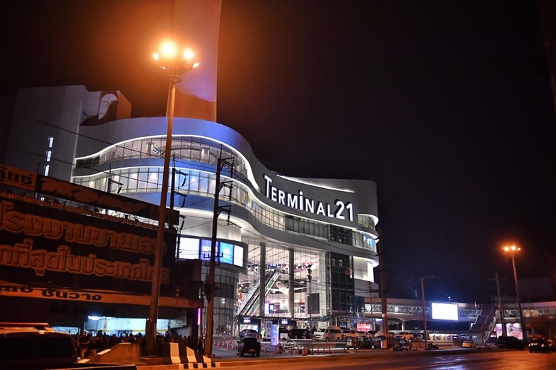 กราดยิงโคราช