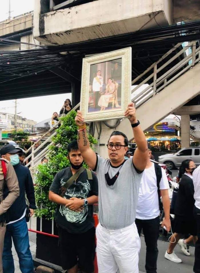 ในหลวง ร.10 