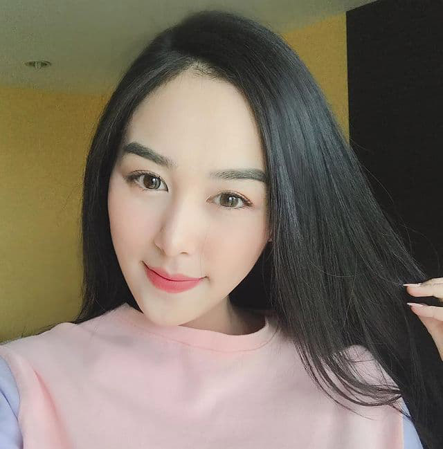 น้ำตาล ณัชชา