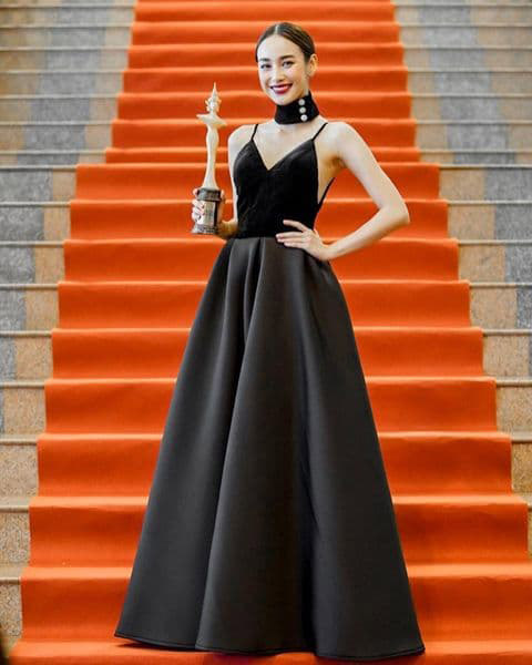 นาว ทิสานาฏ