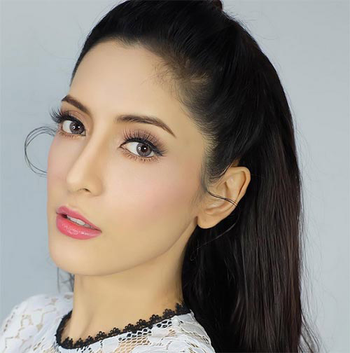 พิ้งค์กี้ สาวิกา