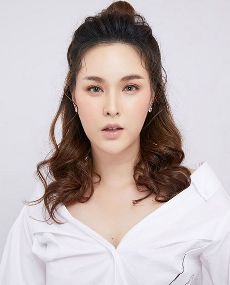 เน็ตไอดอลไทย