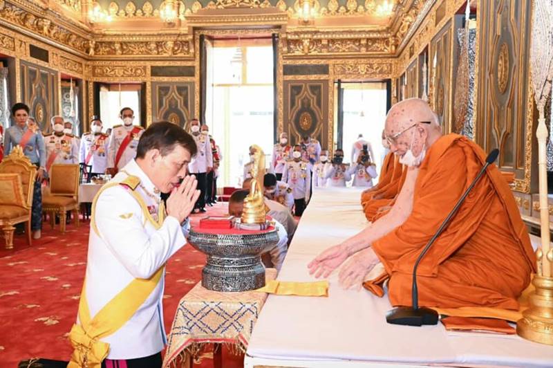 ในหลวง รัชกาลที่ 10