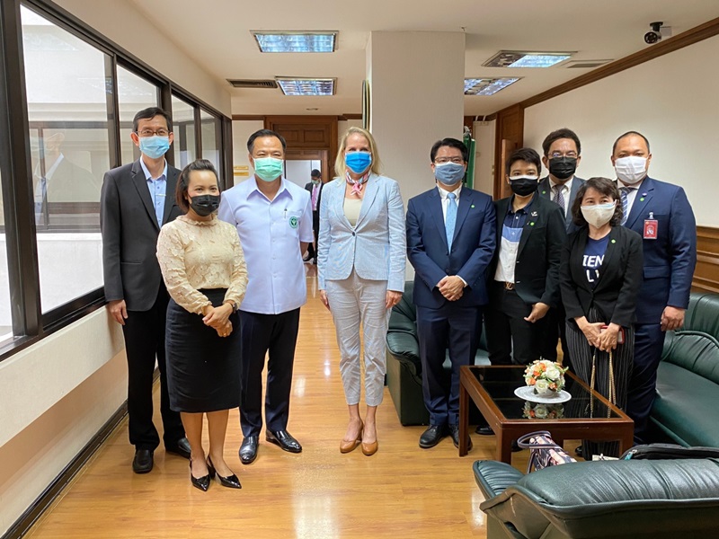 อนุทิน ชาญวีรกูล