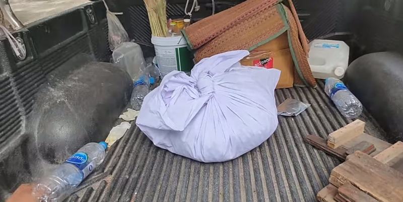 หนุ่มป่วยโควิดช็อกดับคารถ