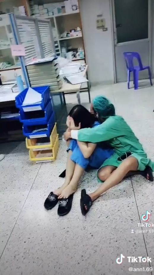 พยาบาลติดโควิด