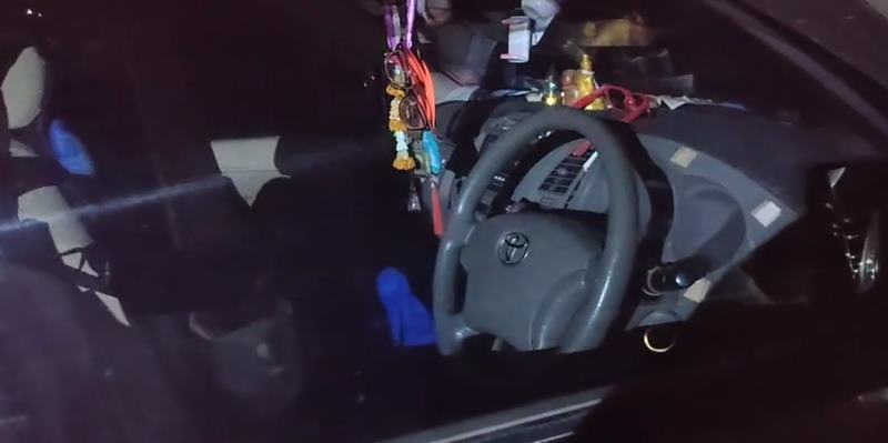 หนุ่มป่วยโควิดช็อกดับคารถ