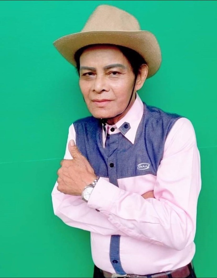 แสงสุรีย์ รุ่งโรจน์  