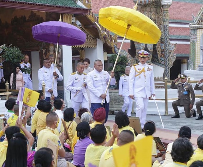 ในหลวง ร. 10