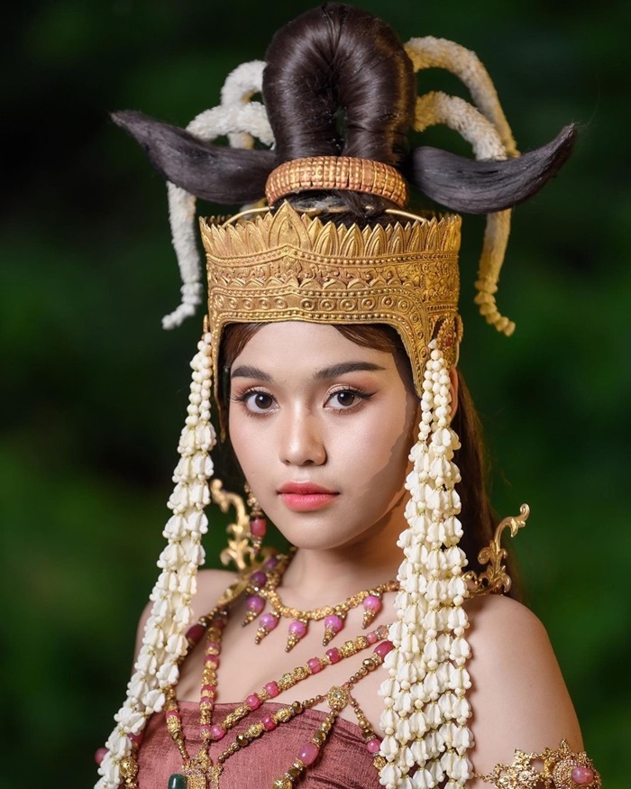  ธัญญ่า อาร์สยาม