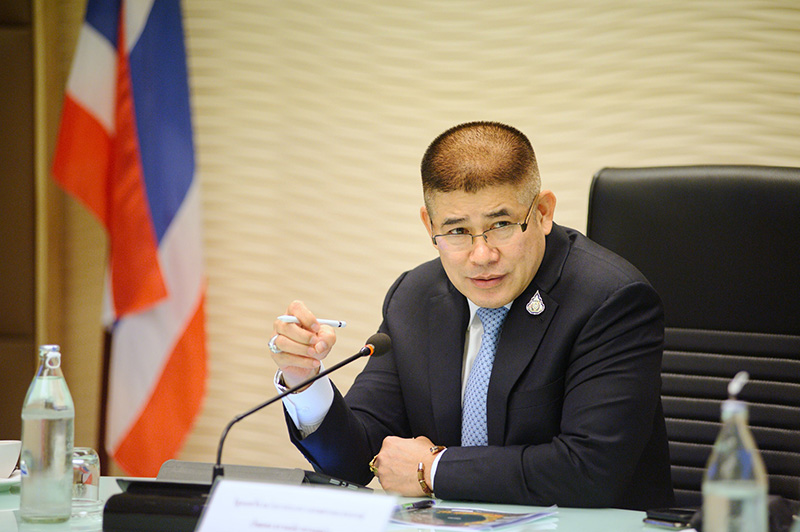 รมต. ไม่ฉีดวัคซีนโควิด 19