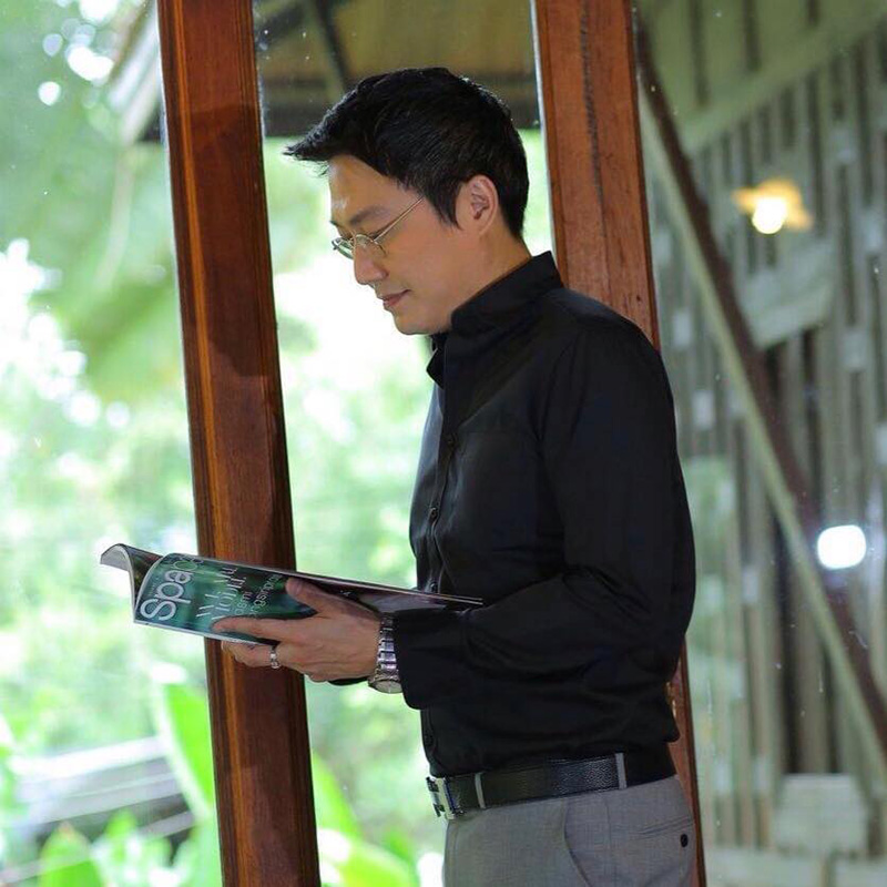 ไฮโซนามสกุลดัง 