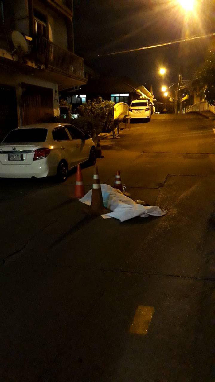 ปล่อยศพโควิด นอนกลางถนน