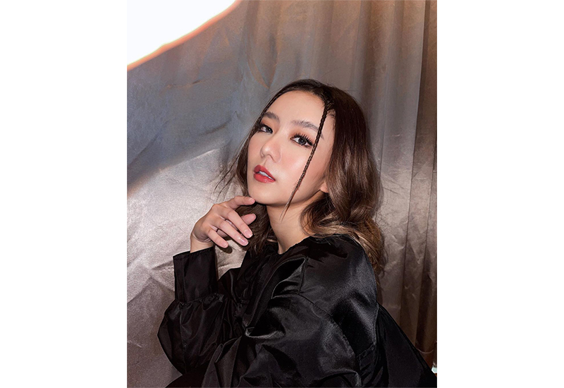 ดาราอีสาน