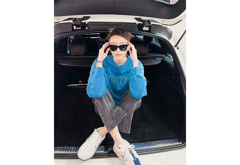 ดาราอีสาน