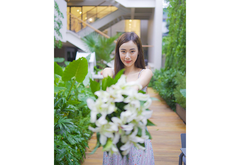 ดาราอีสาน