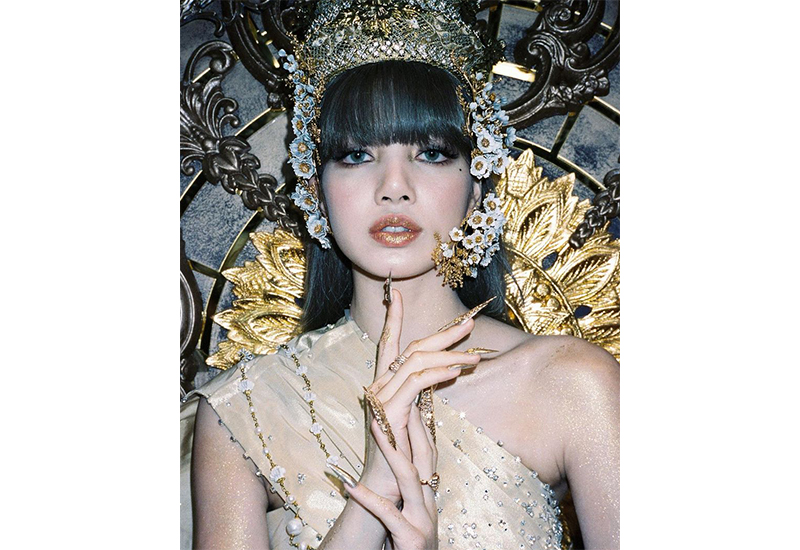 ดาราอีสาน