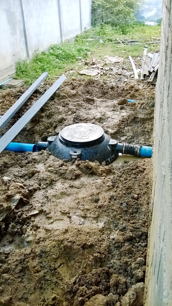 สร้างโรงจอดรถมอเตอร์ไซค์