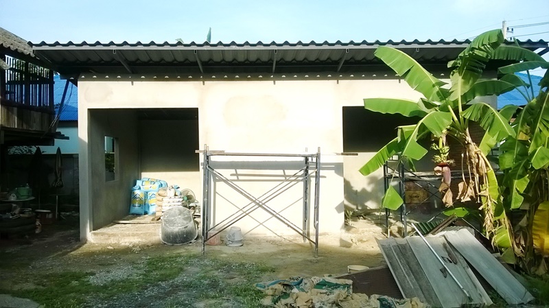 สร้างโรงจอดรถมอเตอร์ไซค์