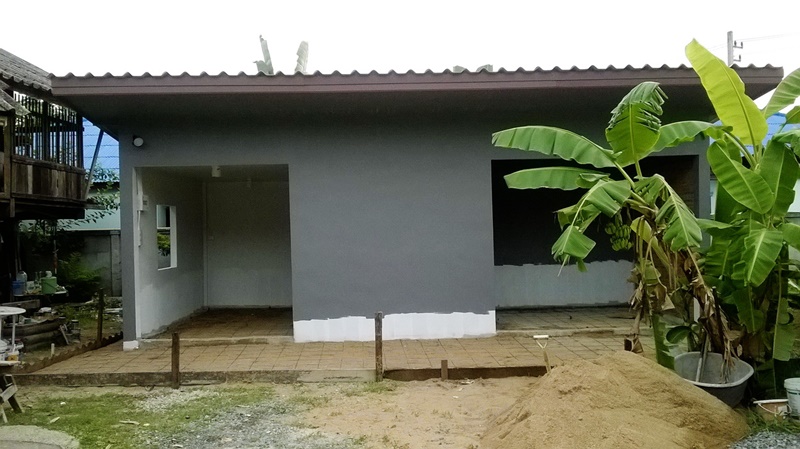 สร้างโรงจอดรถมอเตอร์ไซค์