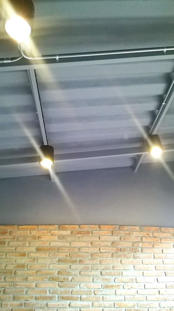 สร้างโรงจอดรถมอเตอร์ไซค์