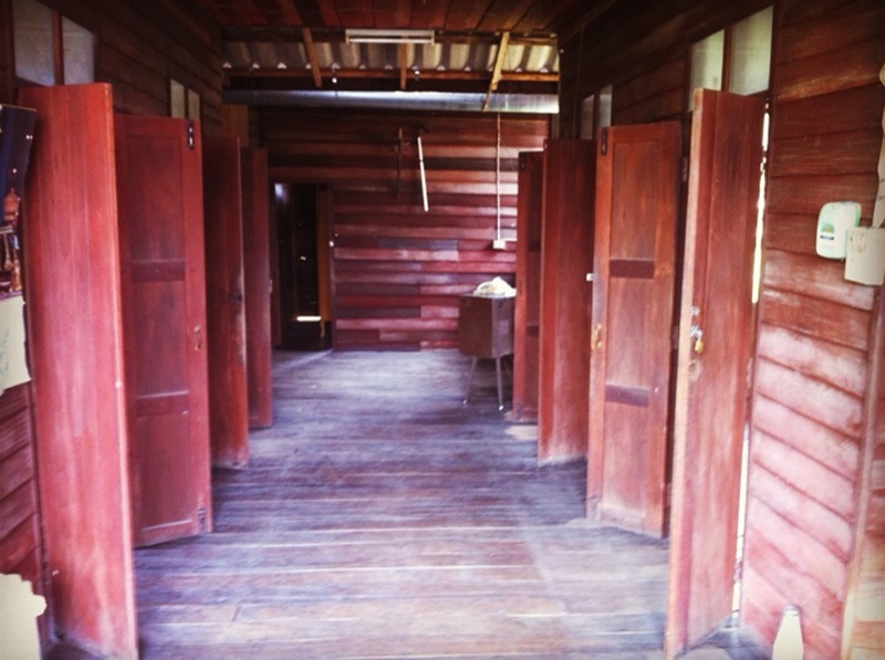 แบบบ้านครึ่งปูนครึ่งไม้