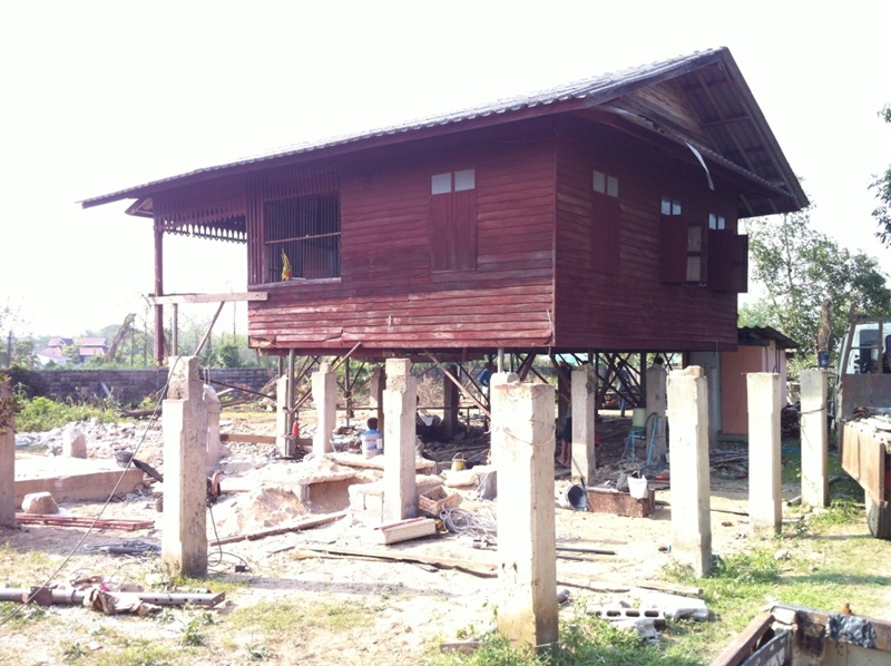 แบบบ้านครึ่งปูนครึ่งไม้