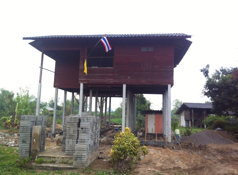 แบบบ้านครึ่งปูนครึ่งไม้