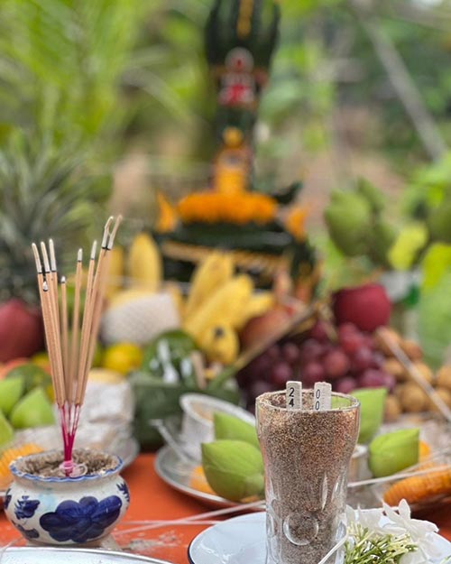 ไมค์ ภิรมย์พร