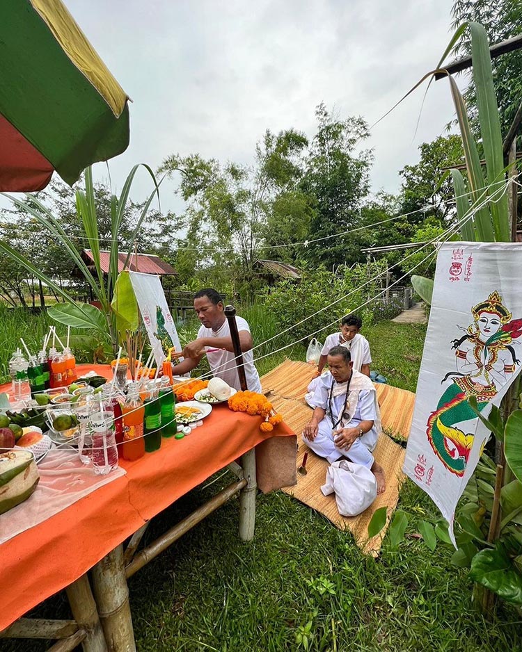 ไมค์ ภิรมย์พร