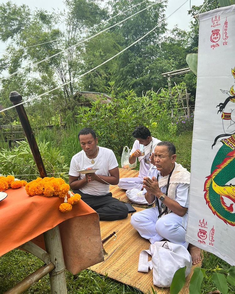 ไมค์ ภิรมย์พร