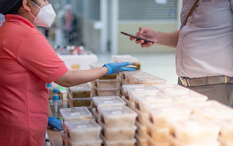 คนละครึ่ง