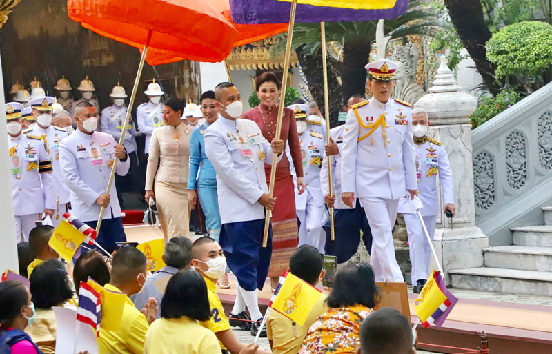 ในหลวง พระราชินี