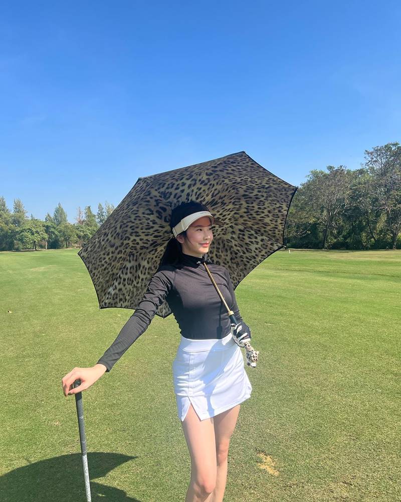 ฝน ศนันธฉัตร