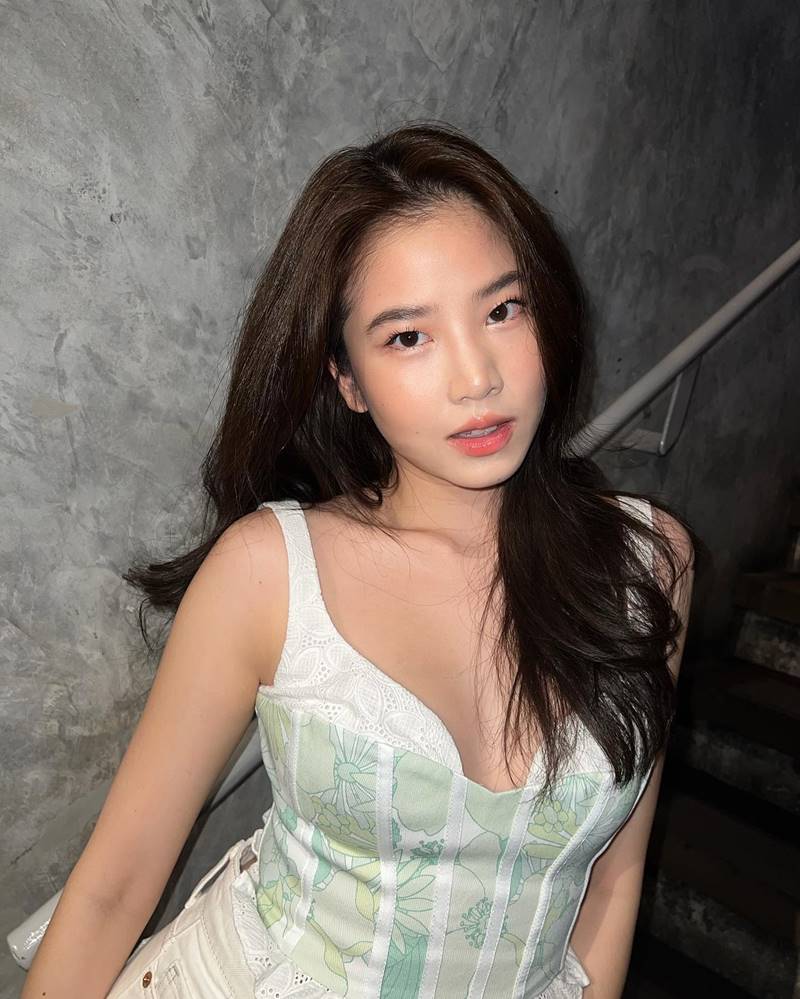 ฝน ศนันธฉัตร