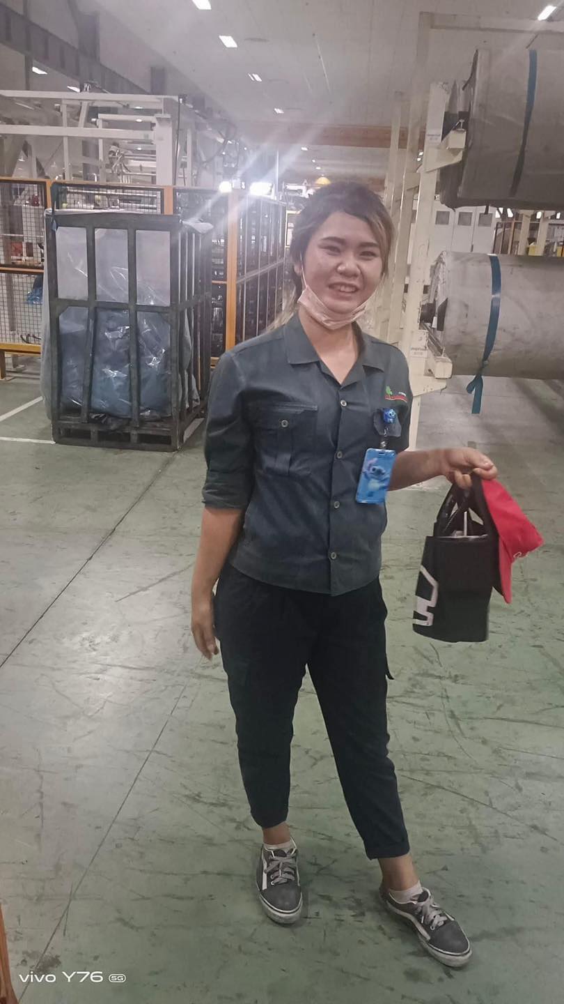 สาวโรงงาน ถูกรางวัลที่ 1 รวยเละ 12 ล้าน