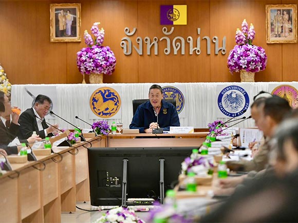 นายกไปน่าน