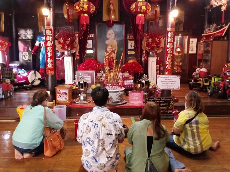 ไอ้ส้มฉุน วัดทรงเสวย