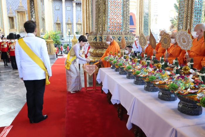 ในหลวง พระราชินี