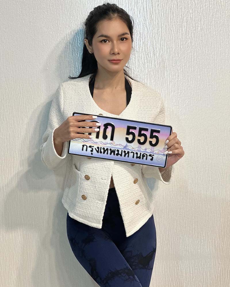 แนท เกศริน