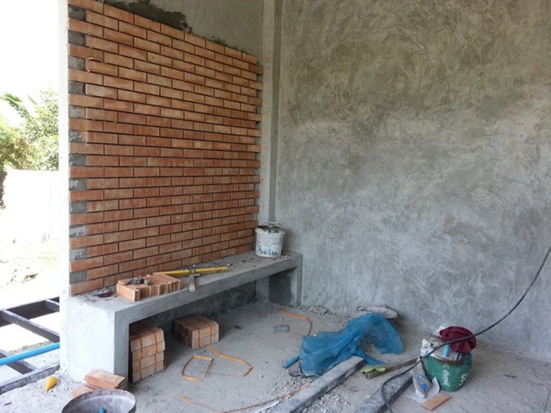 บ้านชั้นเดียวหลังเล็กกลางไร่ 