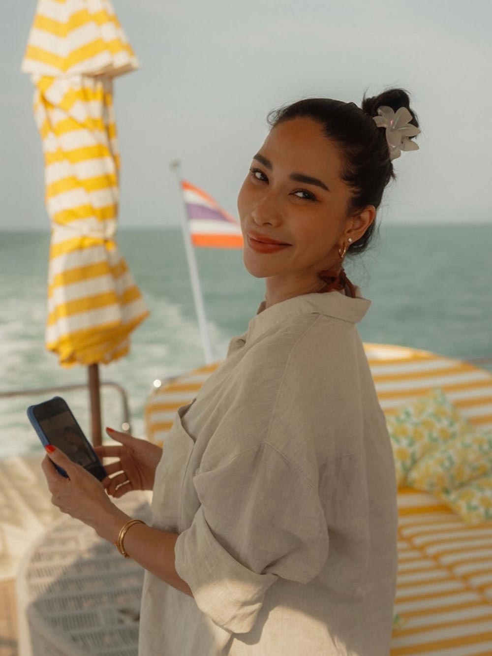 พลอย เฌอมาลย์