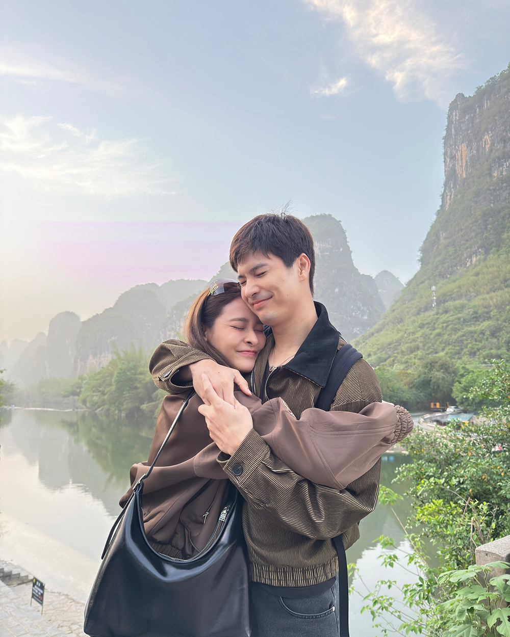 ปุ๊กลุก ฝนทิพย์ ไมค์ ภัทรเดช