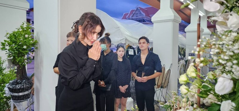 อาลัย ณรงค์ จารุจินดา ผกก. ดัง สามีผู้จัด กอบสุข เสียชีวิต