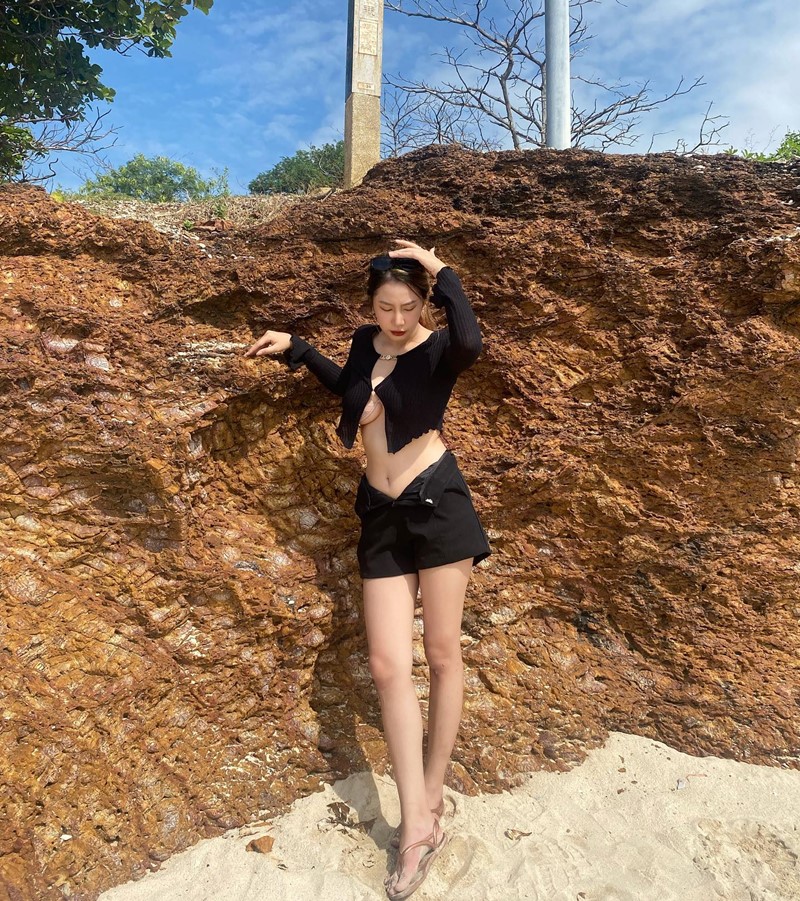 หยก พชรพร 