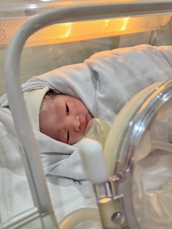   ไวท์ ณวัชร์ โพสต์ภาพ น้องไวเปอร์ ลูกชายคนแรก จ้ำม่ำน่าเอ็นดู 