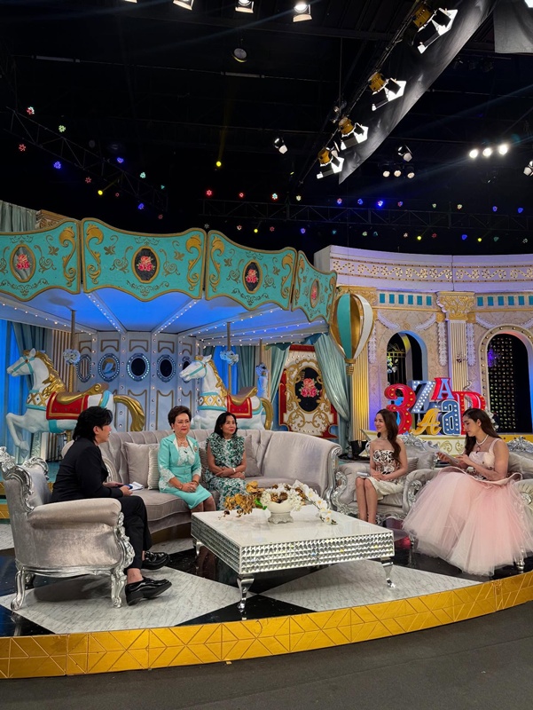 ย่าอุไรวรรณ - ยายหนิง ควงคู่ออก 3 แซ่บ