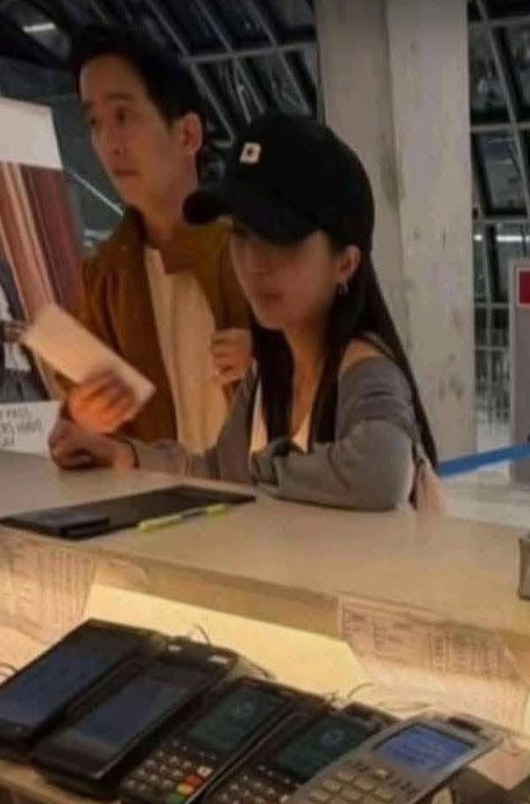 พิธา ลิ้มเจริญรัตน์ - ก้อย อรัชพร