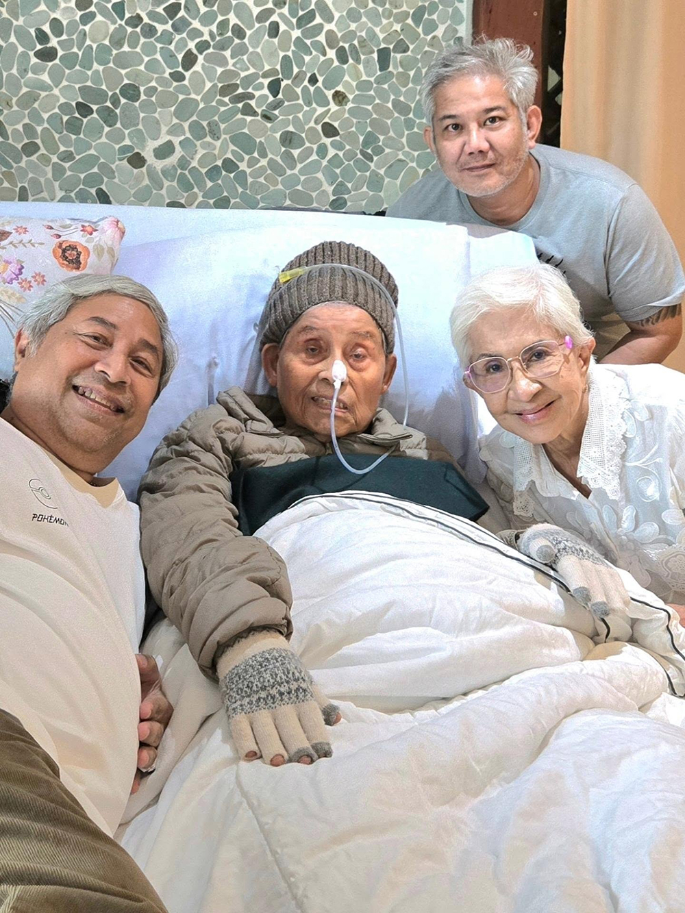 เยาวเรศ นิสากร